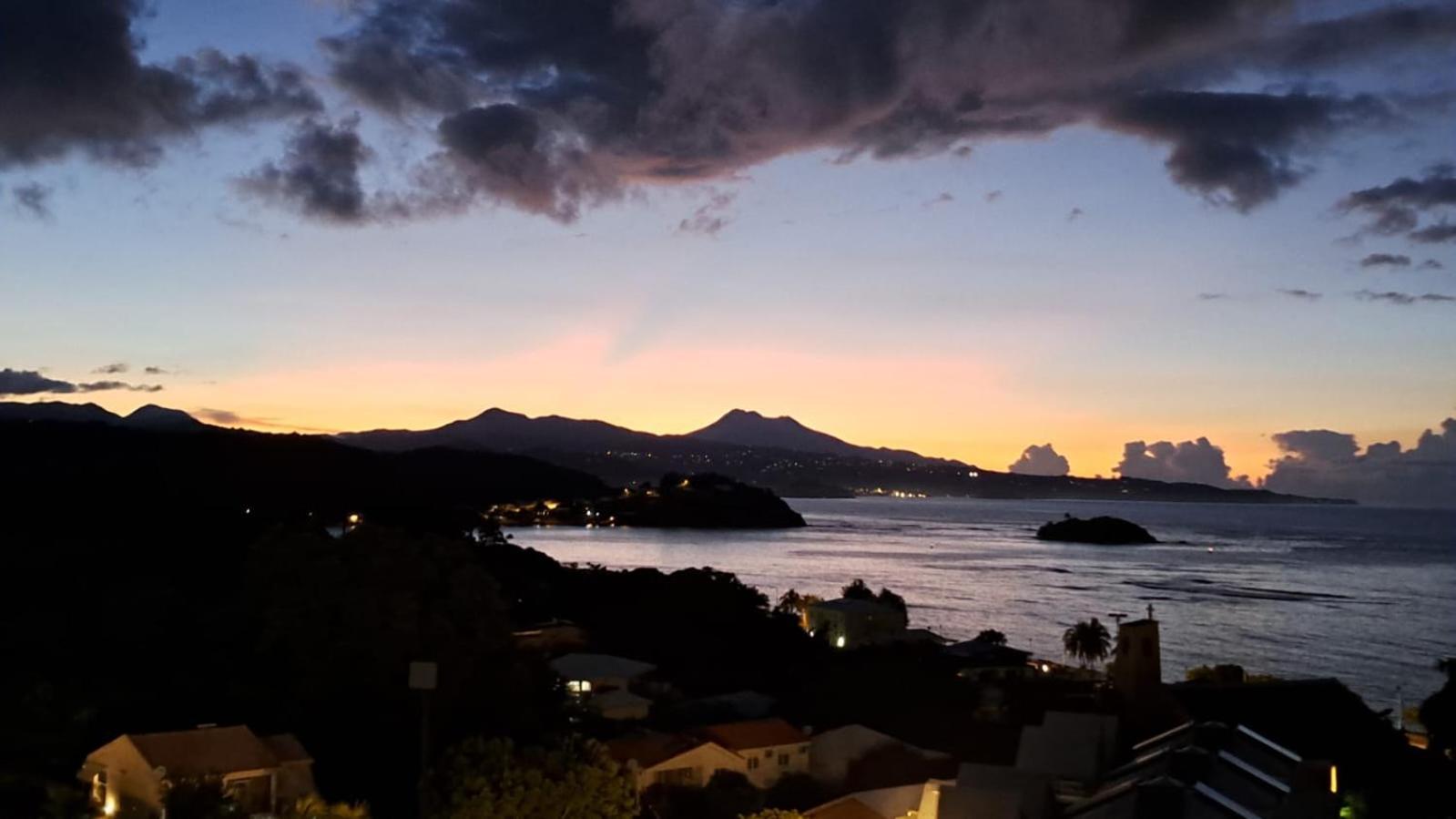Appartement De La Baie, Vue Magnifique, Tartane ラ・トリニテ エクステリア 写真